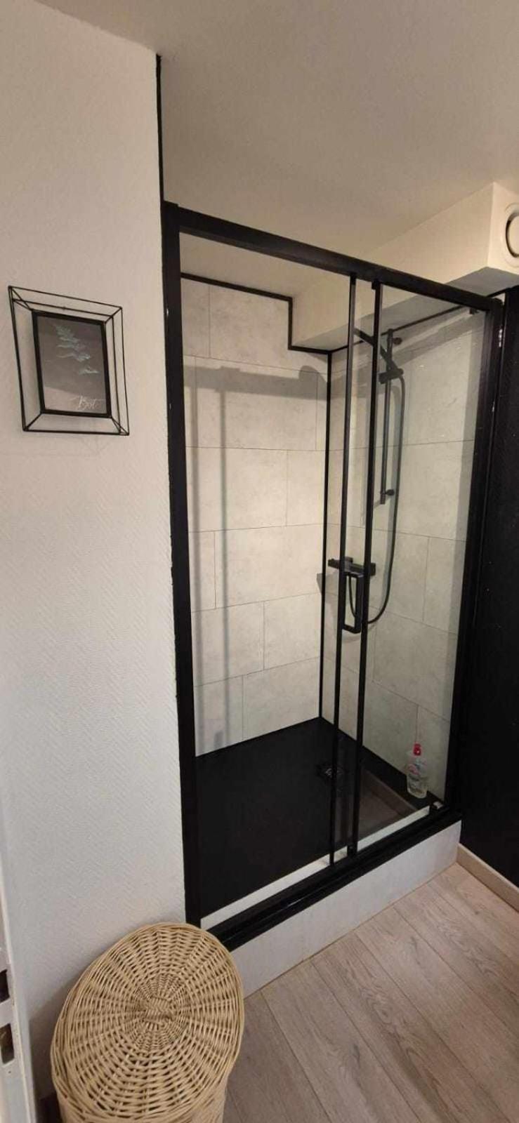 Nouveau !! Appartement Confortable Totalement Renove Avec Parking Gratuit - Hypercentre De 南锡 外观 照片